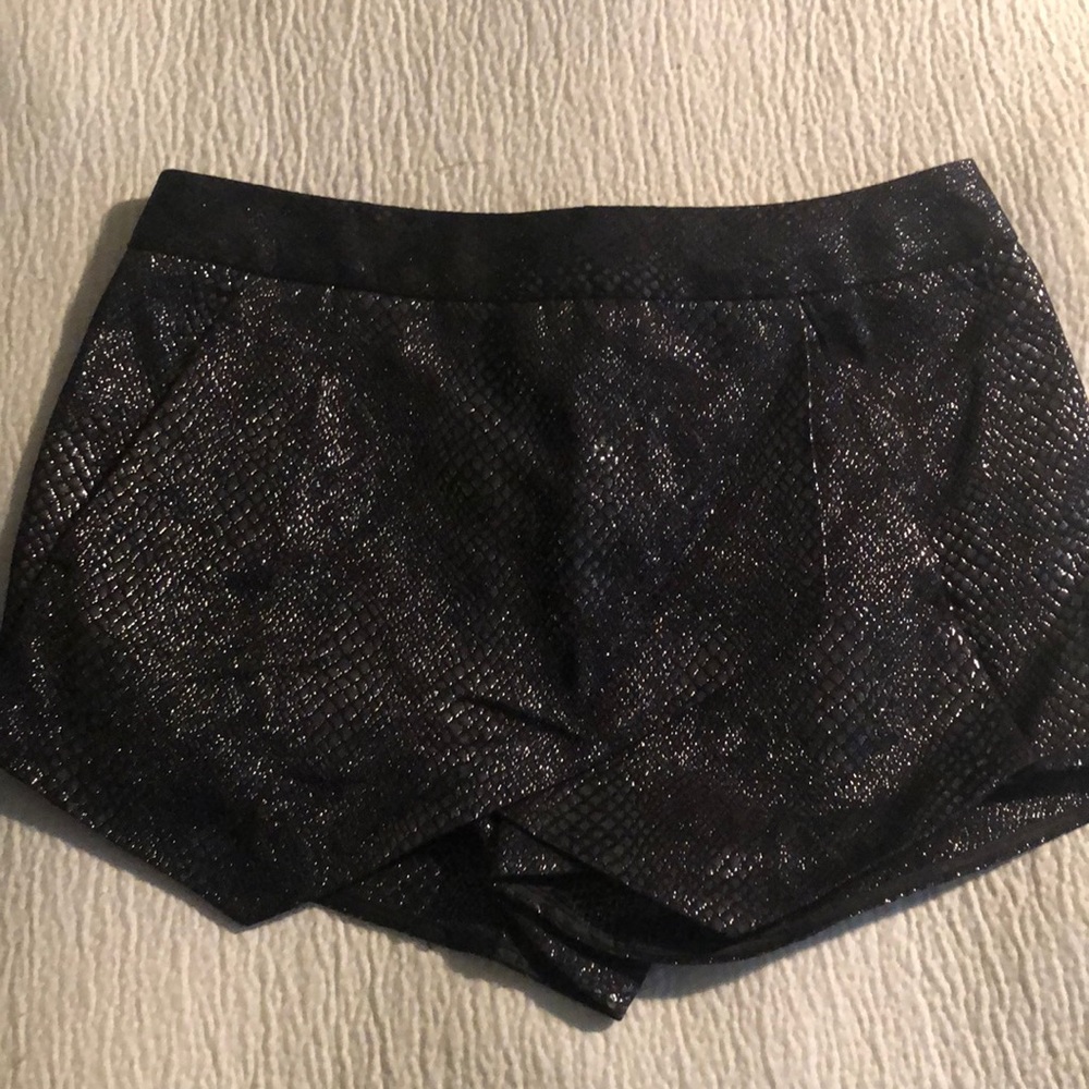 Shiny Skort. - image 1